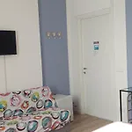Giulia לינה וארוחת בוקר