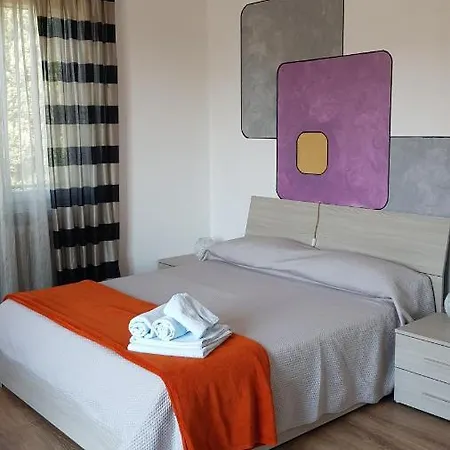 Giulia Desenzano del Garda