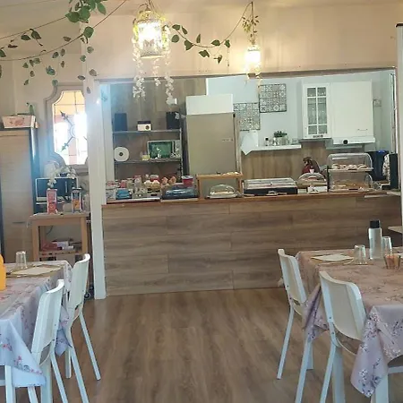 Giulia Panzió Desenzano del Garda